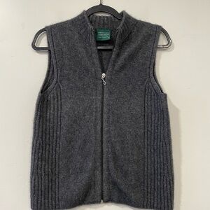 Lothlorian Luxury Possum Merino Wool Gray Sweater Vest Made In New Zealand  XS
